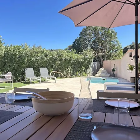 Holiday home Mazet Climatise Avec Jardin, Piscine Privee Et Proche Mer, 3 Pieces, 6 Couchages A - Fr-1-226-545