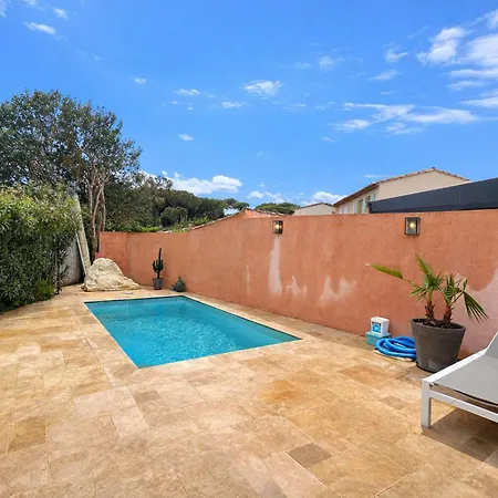 Mazet Climatisé Avec Jardin, Piscine Privée Et Proche Mer, 3 Pièces, 6 Couchages à - Fr-1-226-545 *